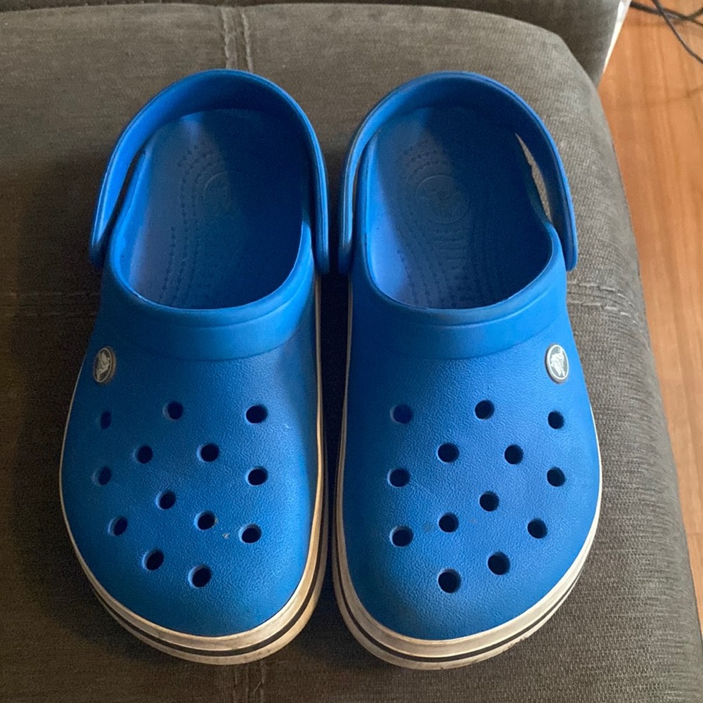 Big boys size 5 crocs